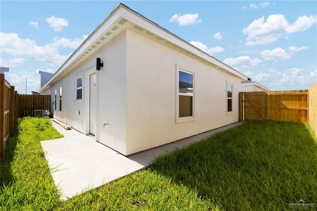 Photo 18 of 609 Onyx Avenue #2