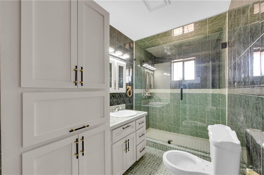 Photo 14 of 5504 Monica Circle
