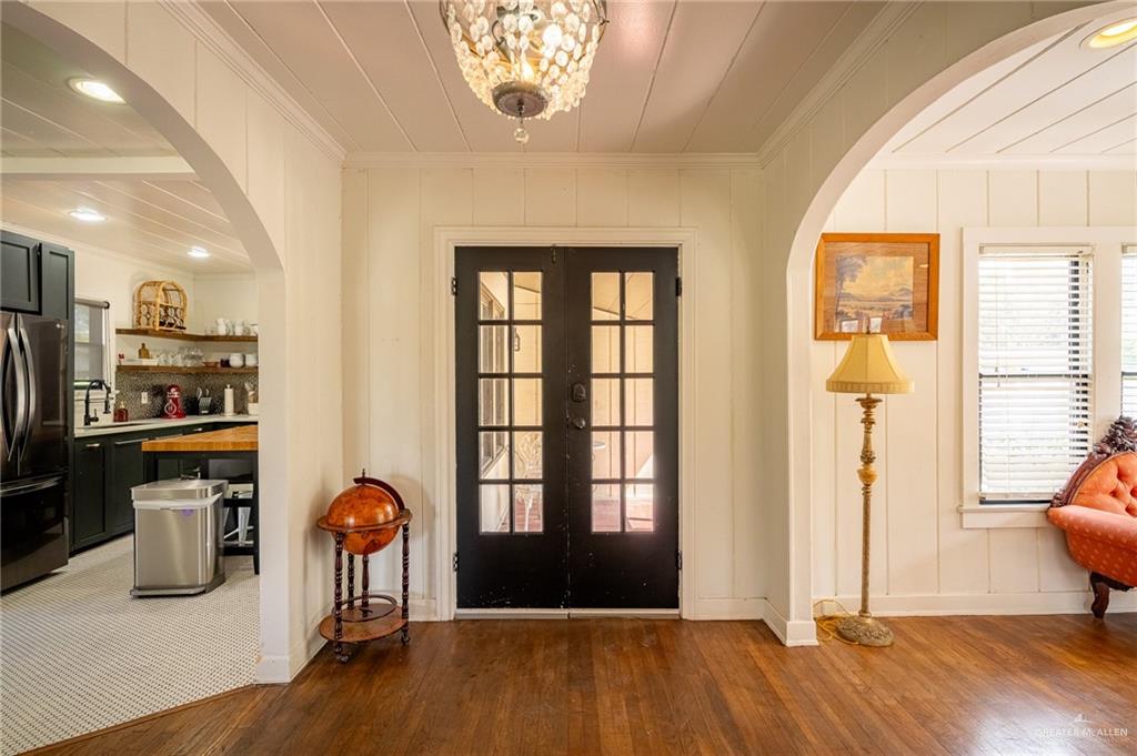 Photo 12 of 902 15th Street