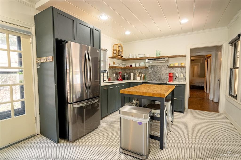 Photo 6 of 902 15th Street