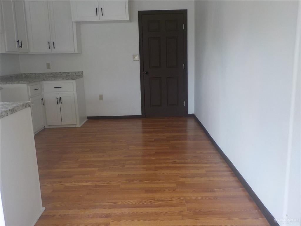 Photo 7 of 801 Mavi Drive