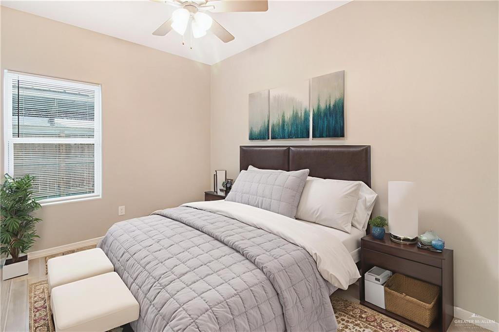 Photo 9 of 1813 Stauffer Street #1