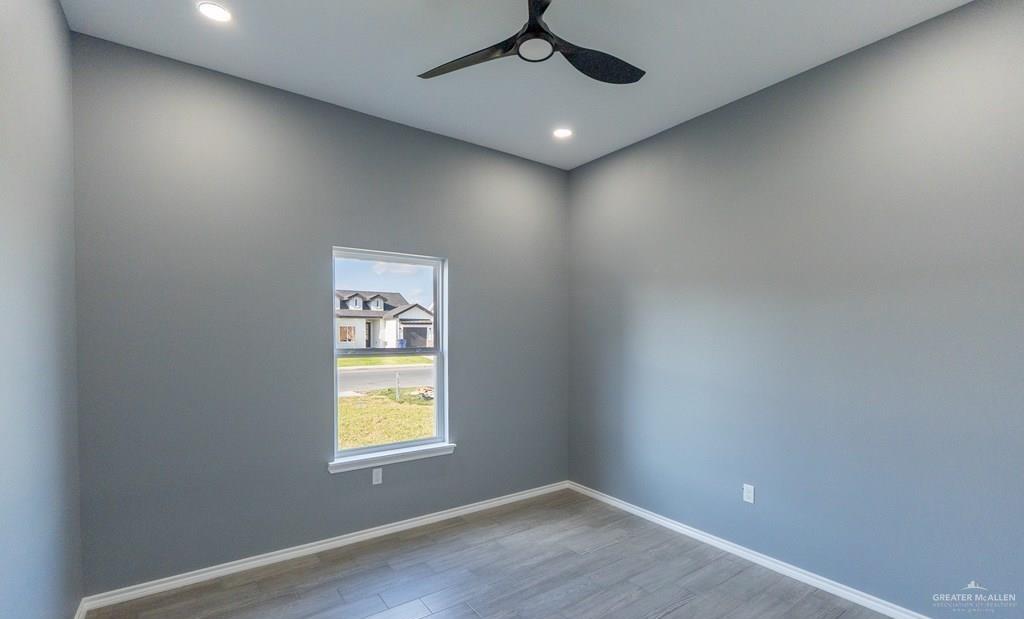 Photo 20 of 17962 Redwood Street