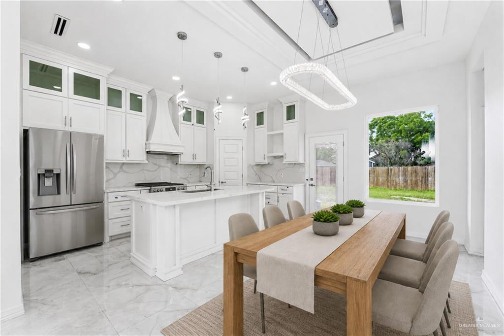 Photo 8 of 1123 Boxwood Street