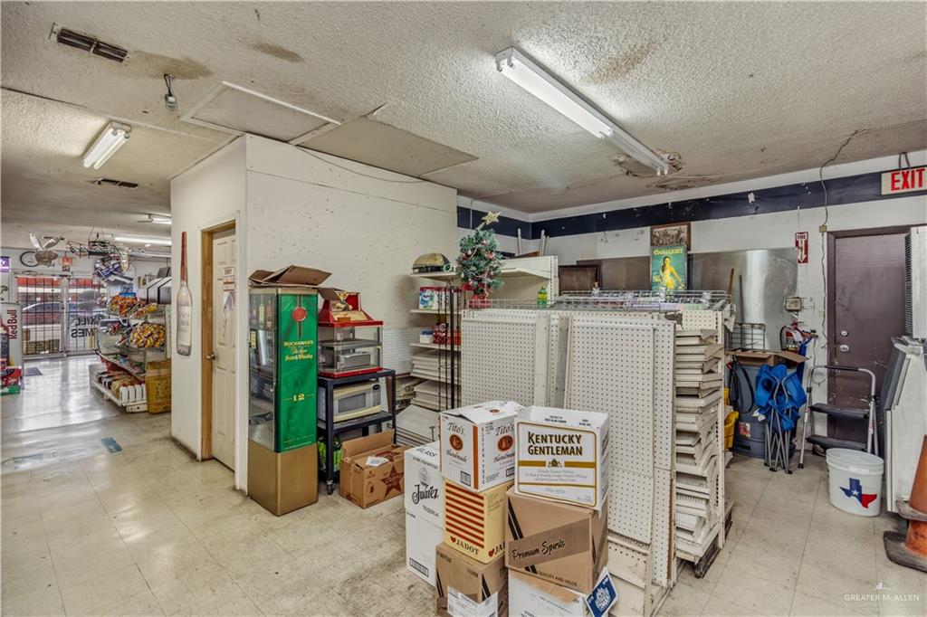 Photo 9 of 2101 Raul Longoria Road
