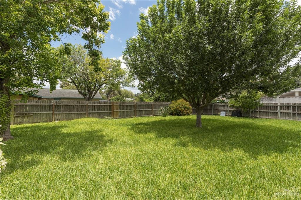 Photo 3 of 100 Iris Avenue