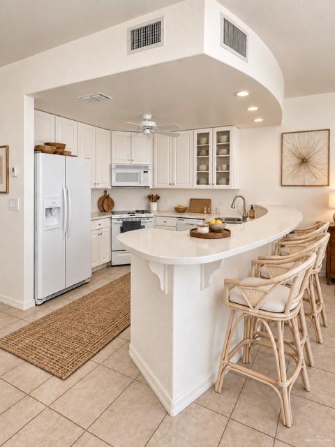 Photo 10 of 112 Villa Doce Drive