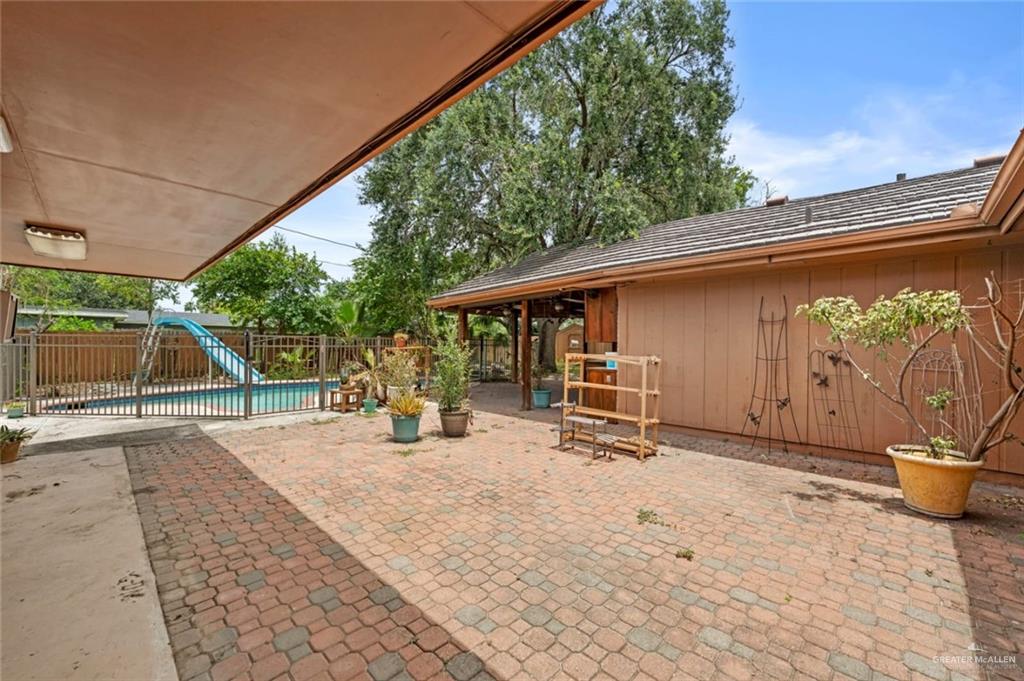 Photo 21 of 1502 Hibiscus Avenue