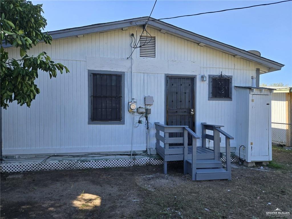 Photo 16 of 113 Martinez Street