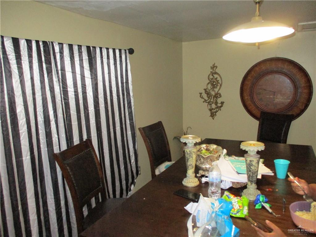 Photo 3 of 207 Avasolo Street