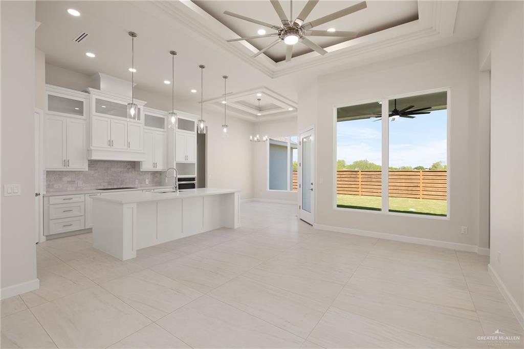 Photo 5 of 3705 Noronha Drive