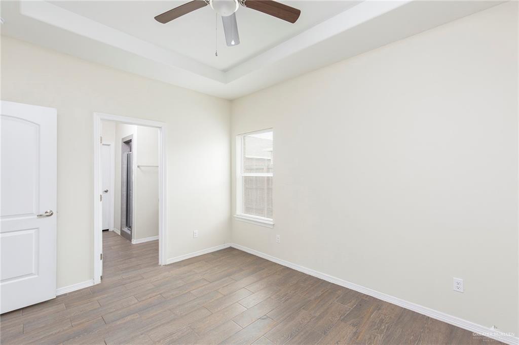 Photo 12 of 1802 Cortlandt Street
