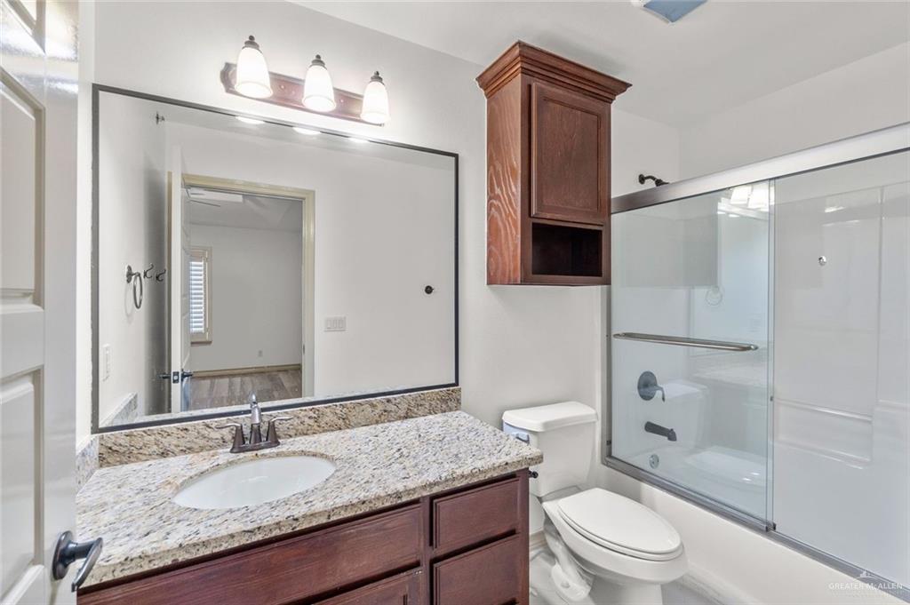Photo 15 of 1200 Pineridge Avenue #4
