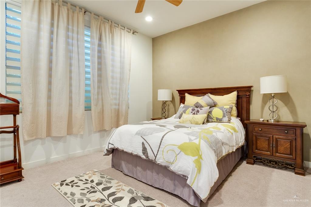 Photo 12 of 2404 43rd Street