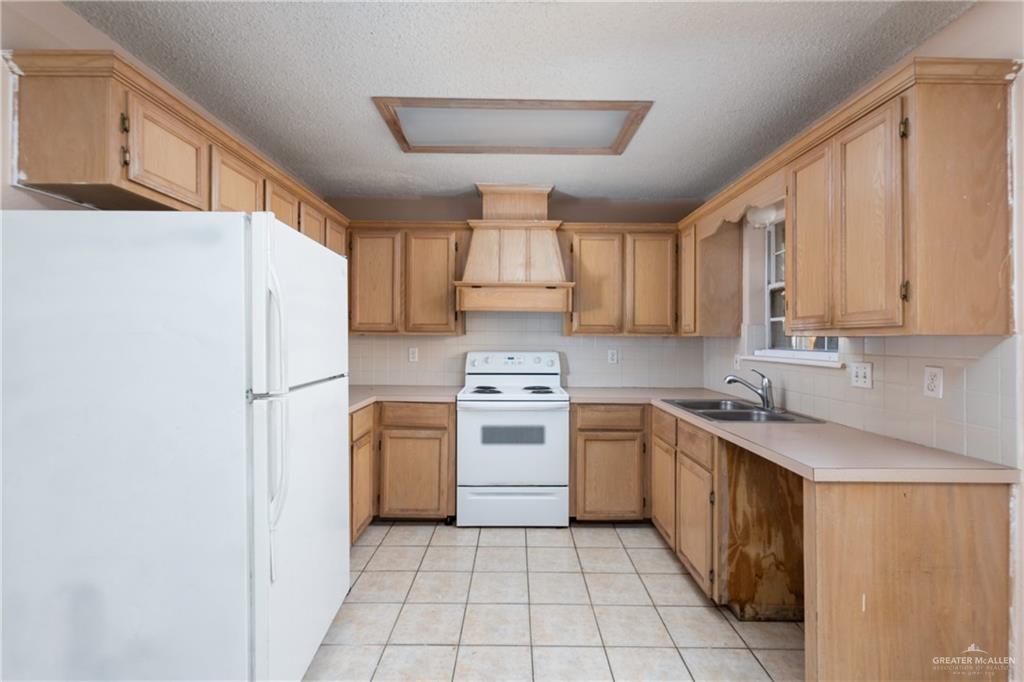 Photo 4 of 6701 7th Street