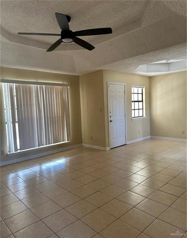 Photo 11 of 3020 Floresta Street