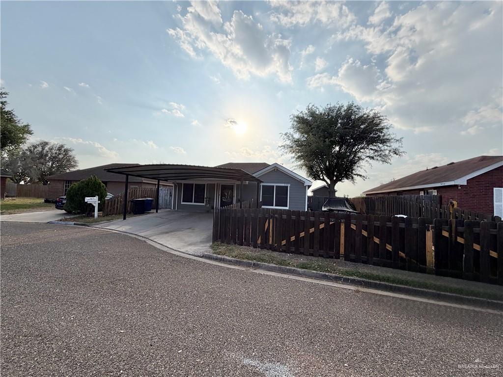 Photo 2 of 5307 41st Lane