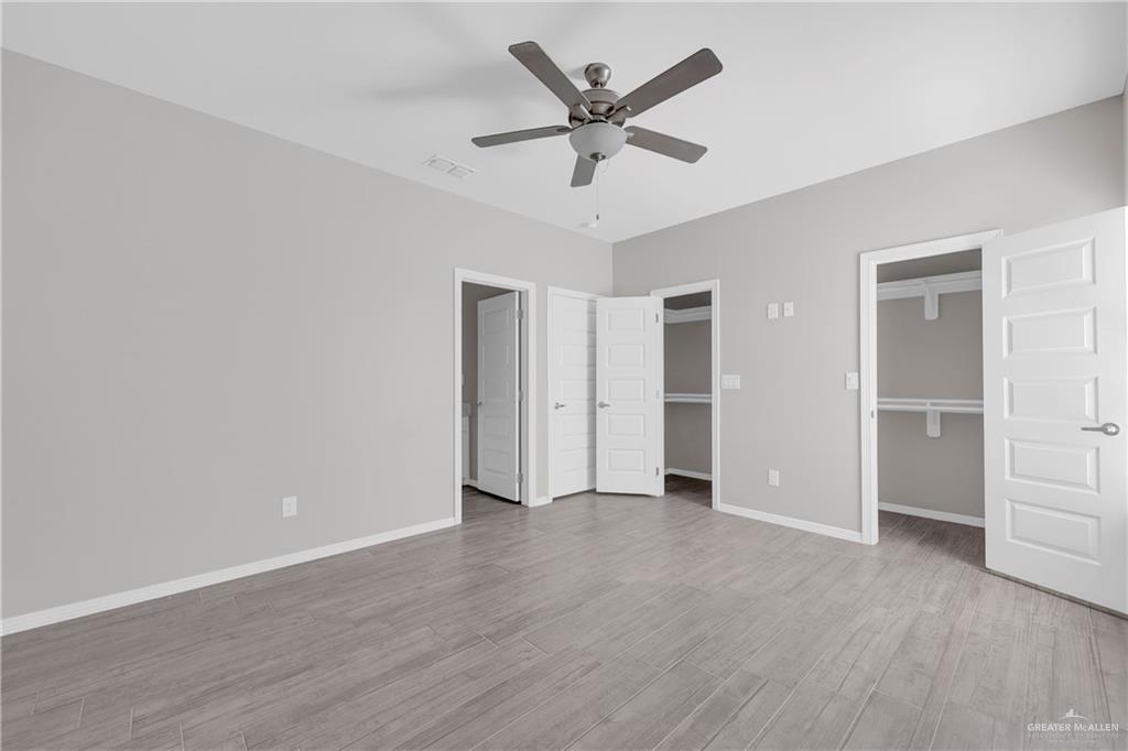 Photo 14 of 5007 Dahlia Street #3