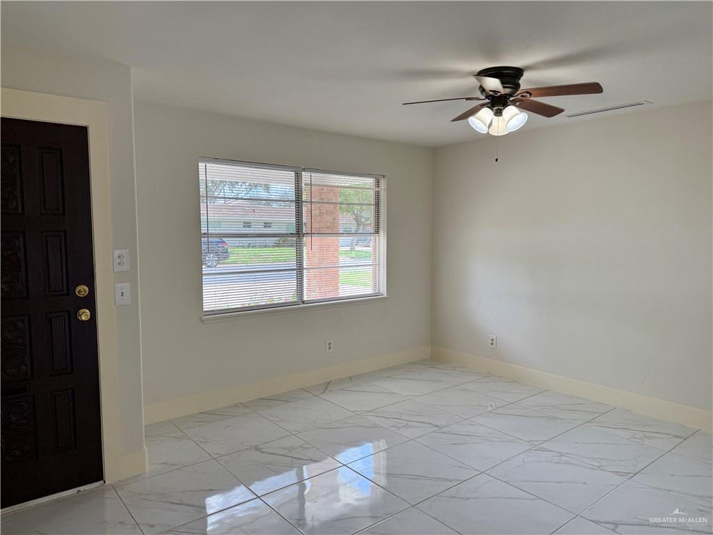 Photo 10 of 200 Camellia Avenue