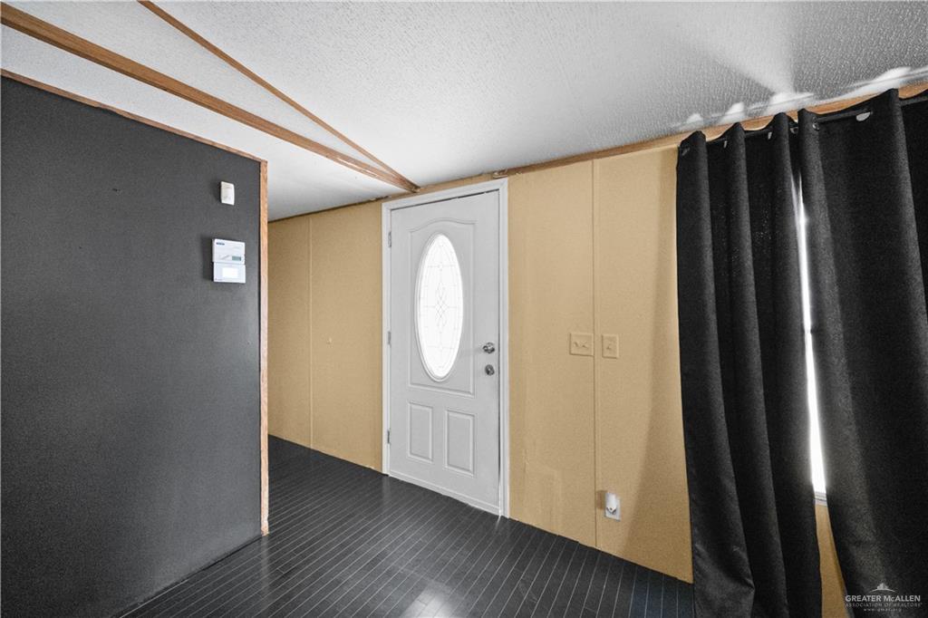 Photo 3 of 400 Bronte Avenue
