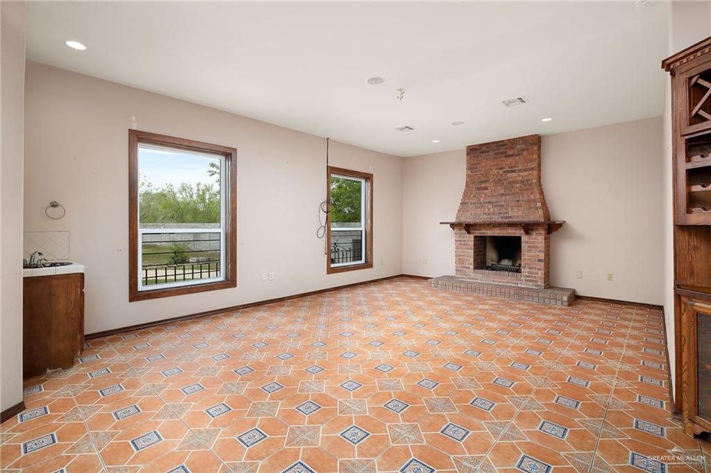 Photo 17 of 5000 Buddy Owens Avenue