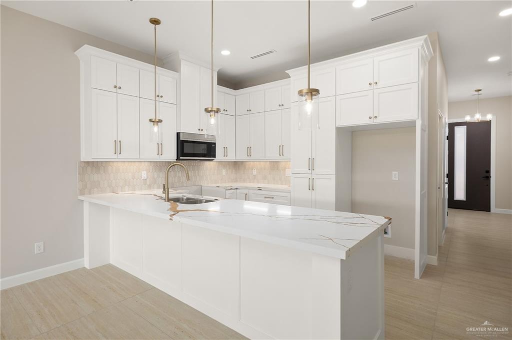 Photo 12 of 615 25th Street