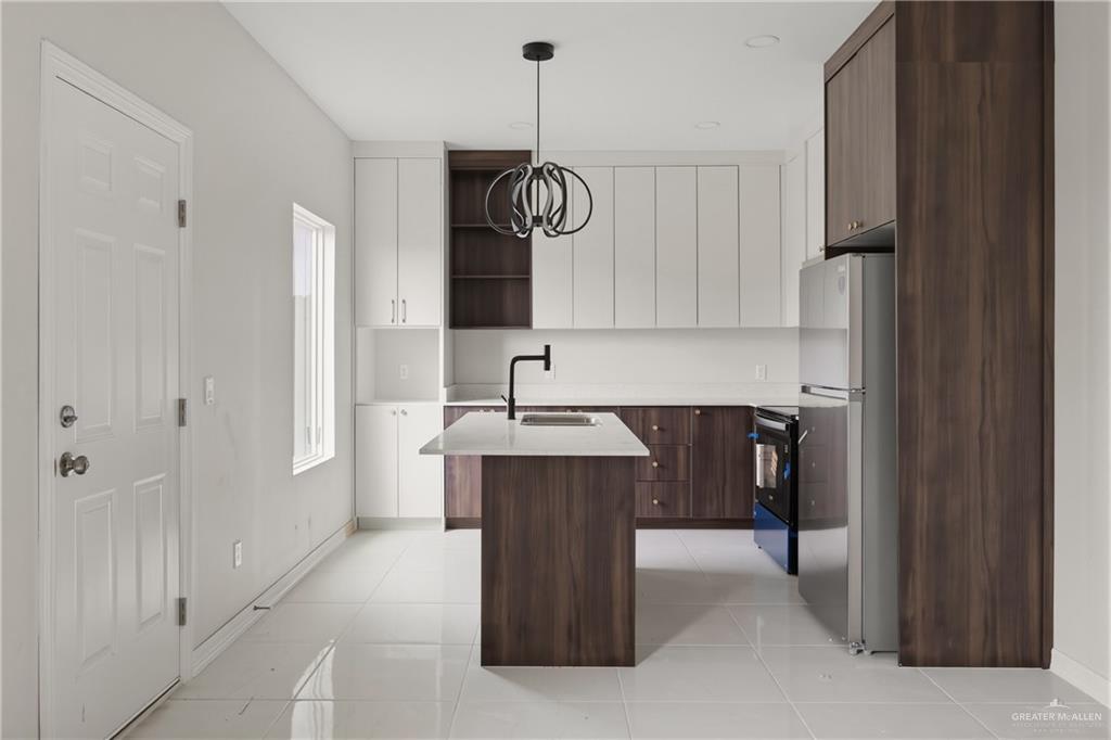 Photo 4 of 4217 Heron Avenue #23