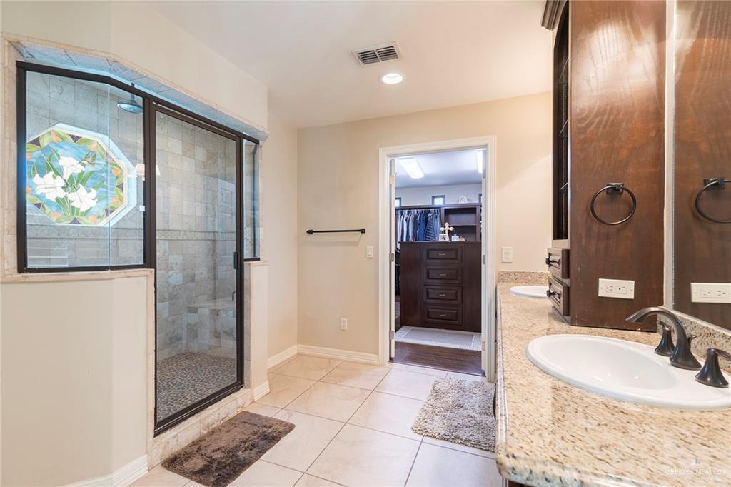 Photo 13 of 605 Hutto Road