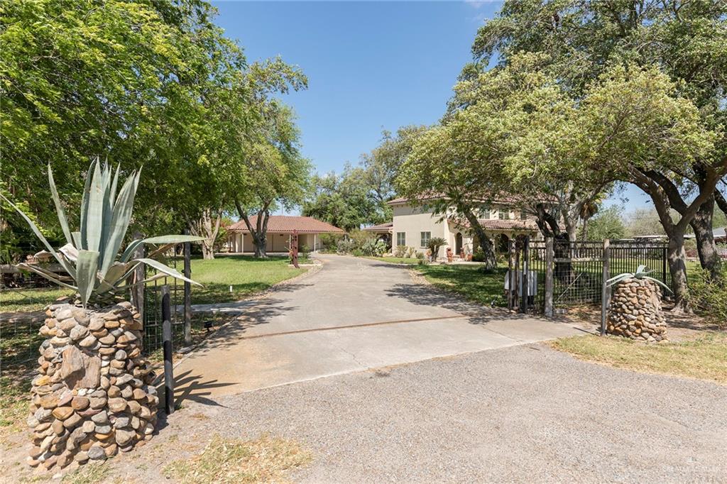 Photo 40 of 605 Hutto Road