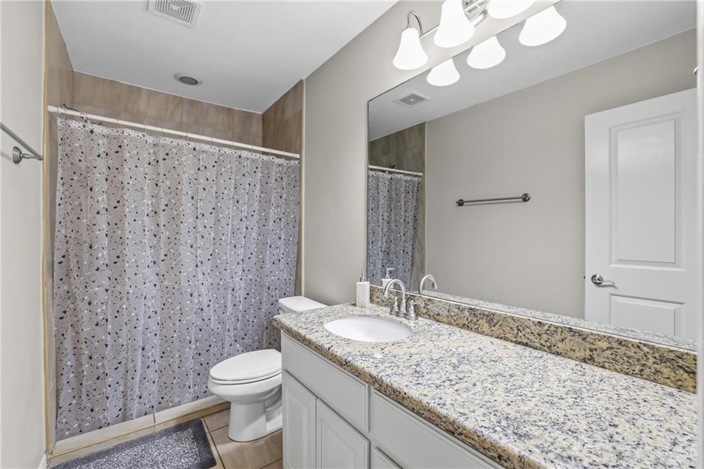 Photo 14 of 2508 Del Oro Drive