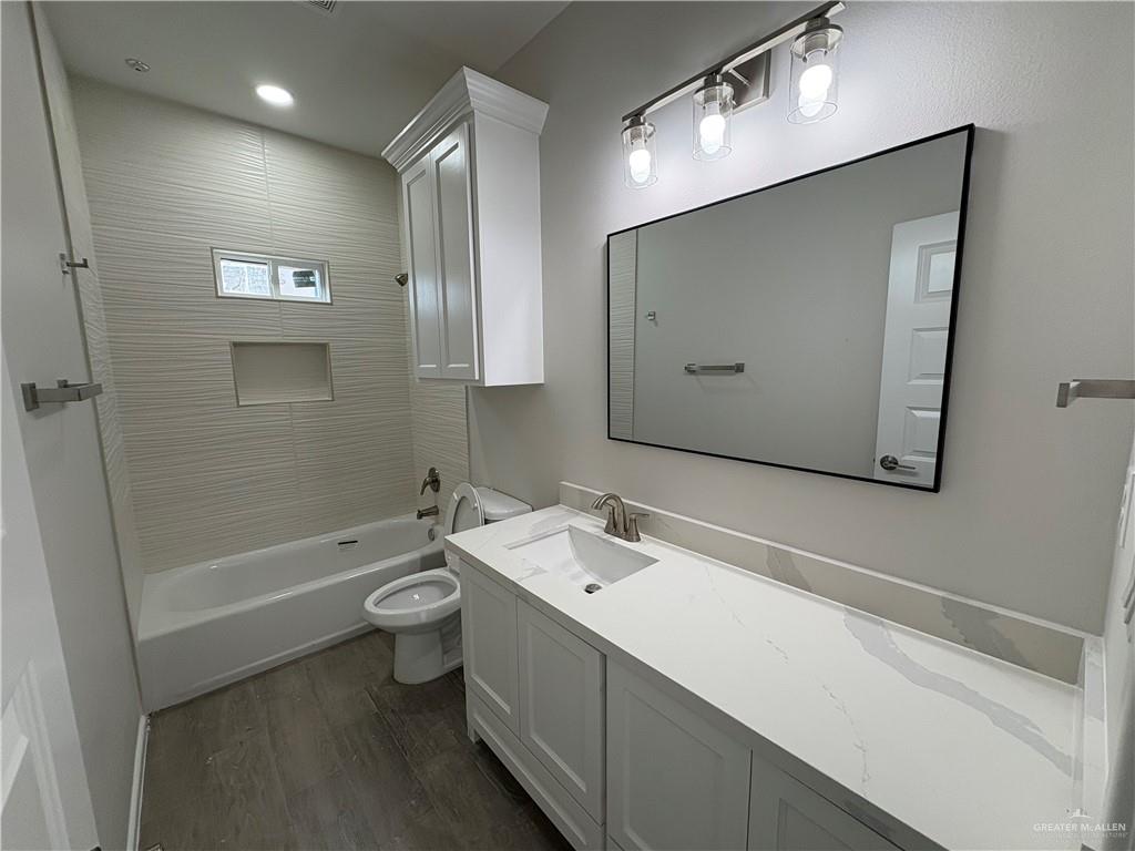 Photo 8 of 1602 Arden Street