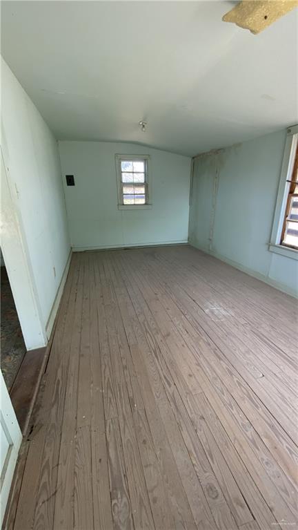 Photo 15 of 608 Hackberry Avenue