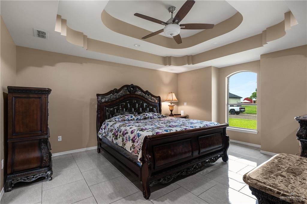 Photo 5 of 2701 Las Nubes Drive