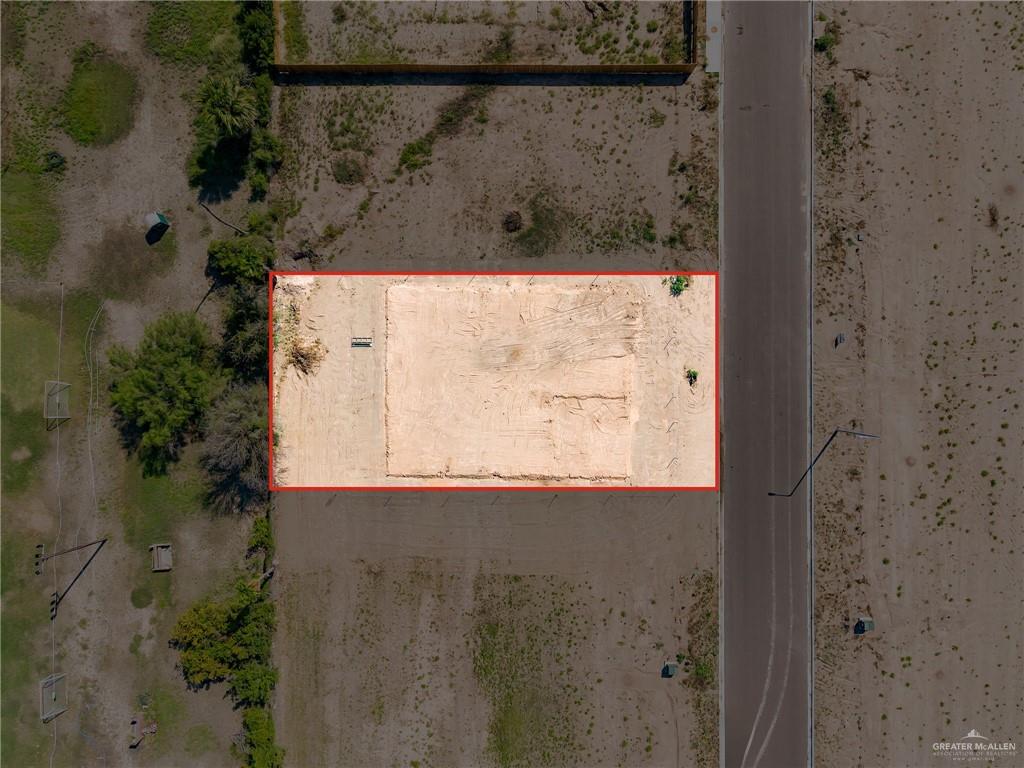 Photo 3 of 1115 Las Brisas Drive