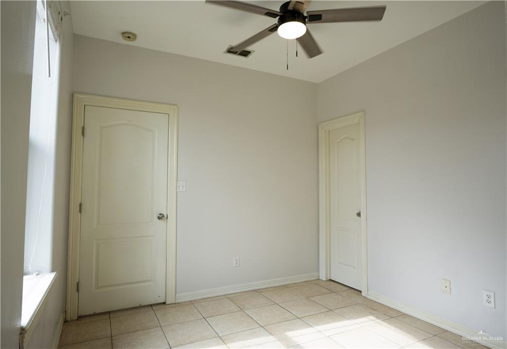 Photo 9 of 3127 Regal Drive