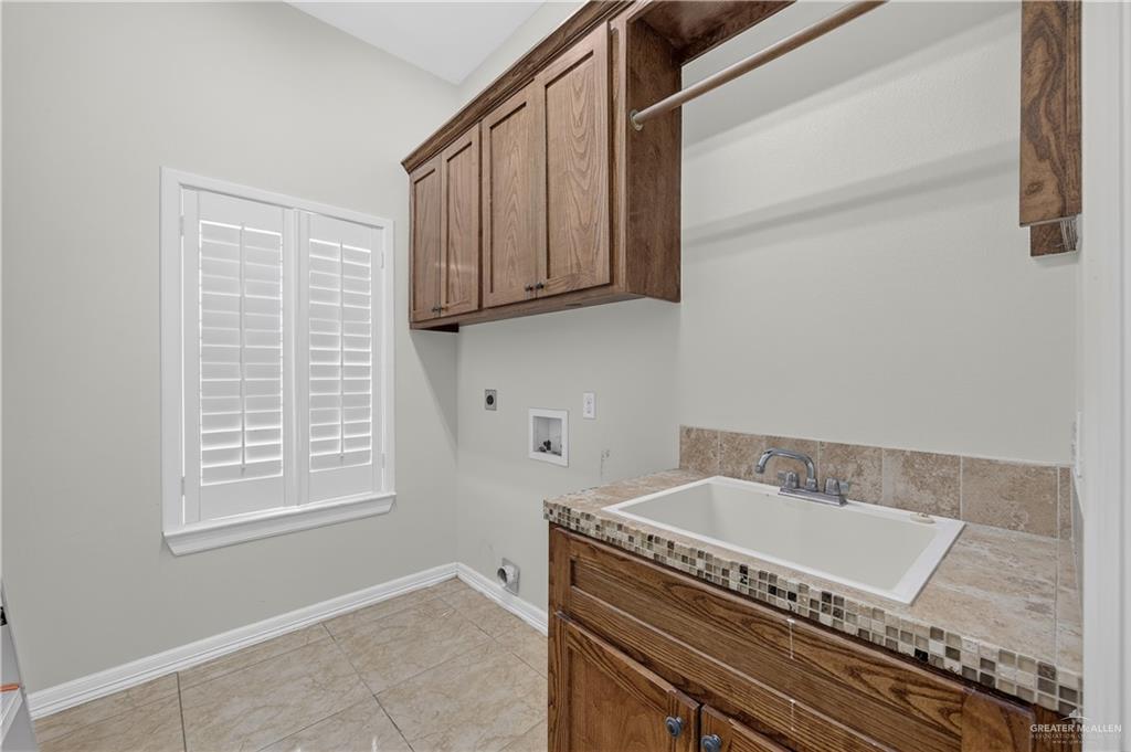 Photo 18 of 315 17th Street