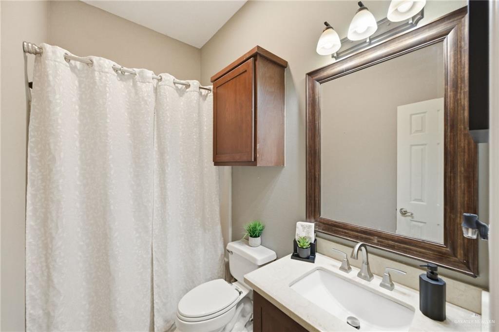 Photo 25 of 4200 Palm Grove Drive
