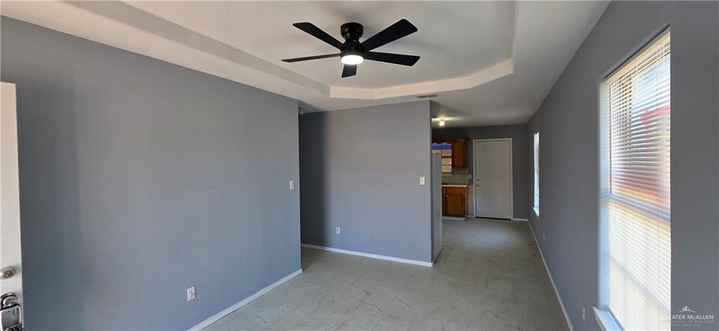 Photo 26 of 209 Bluebonnet Street