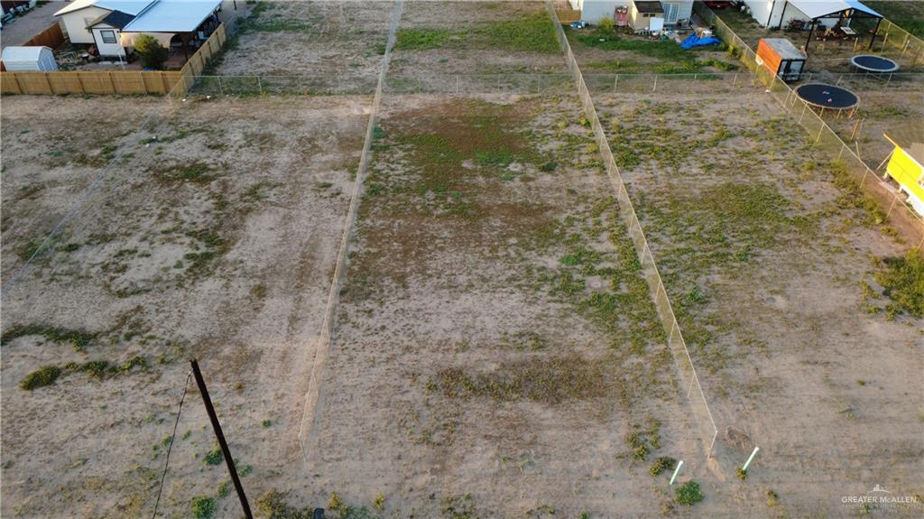 Photo 4 of 649 Nirvana Street