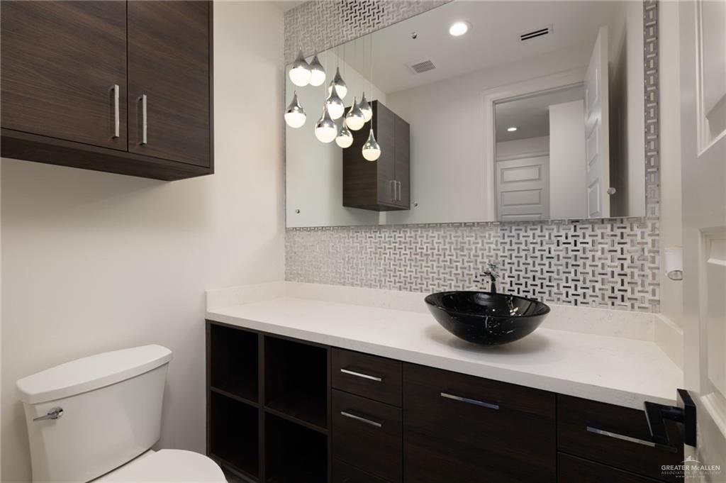 Photo 15 of 2213 Corales Street