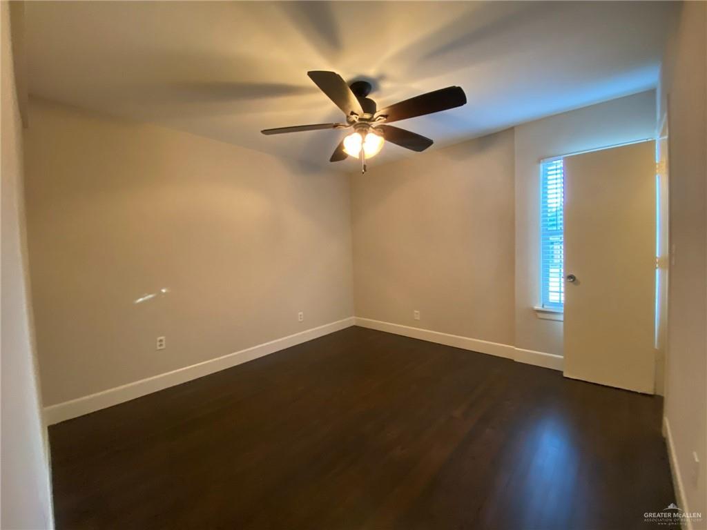 Photo 18 of 604 Hackberry Avenue