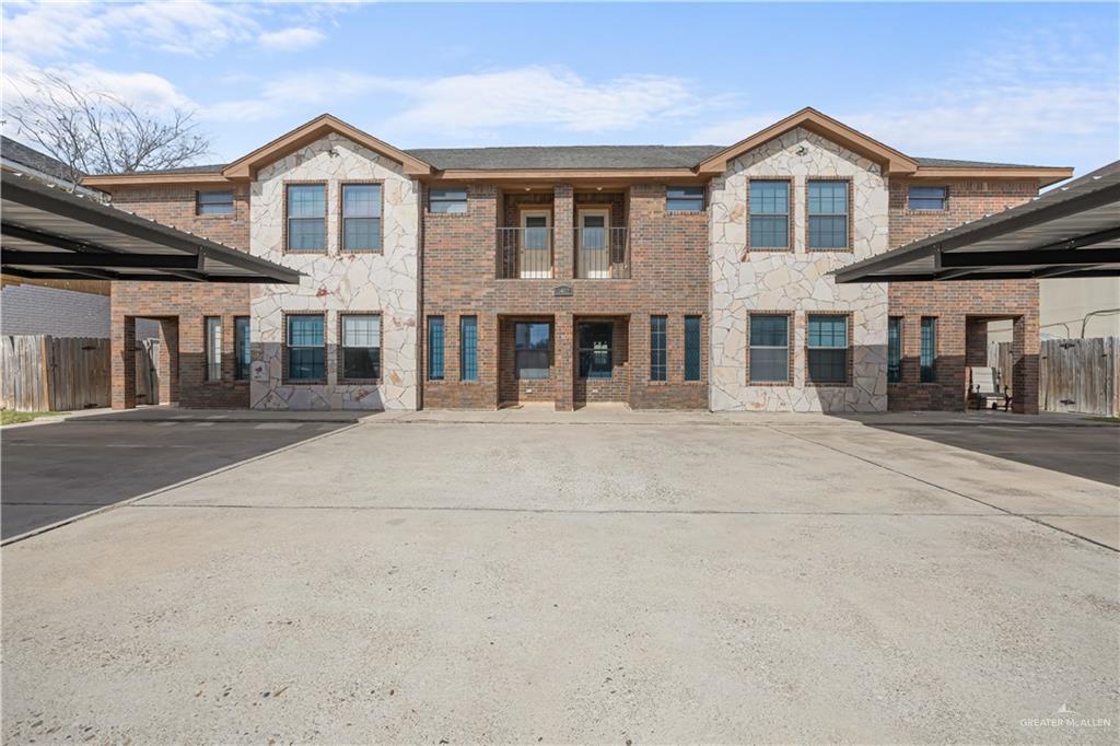 Photo 4 of 1402 Kiwi Avenue