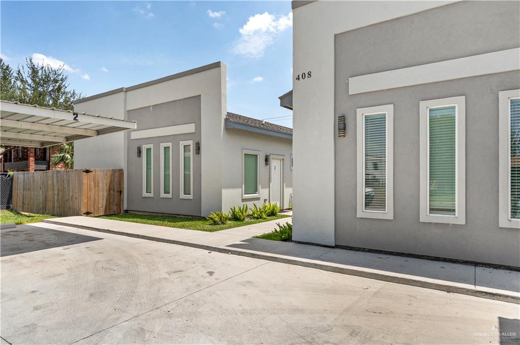 Photo 22 of 412 & 408 Gastel Circle