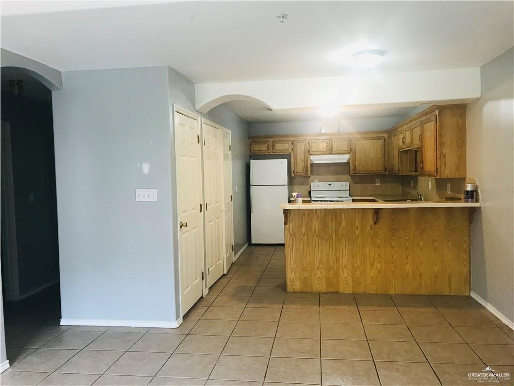 Photo 5 of 2412 31st Lane