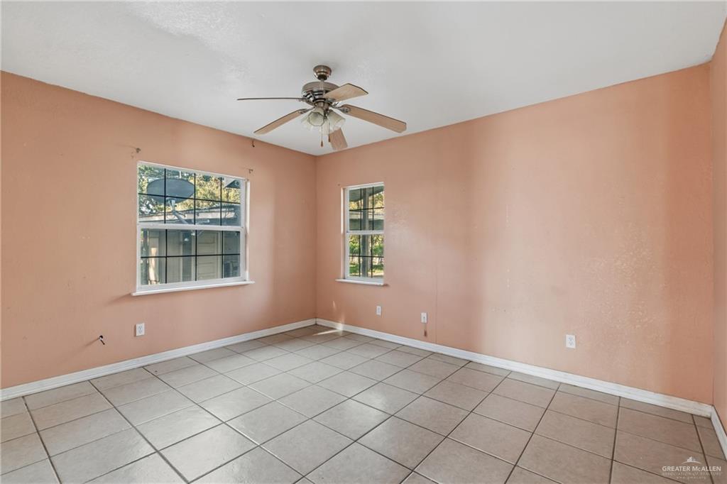 Photo 11 of 1141 Bowie Avenue