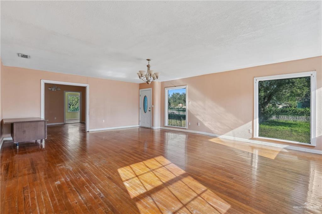 Photo 7 of 1141 Bowie Avenue