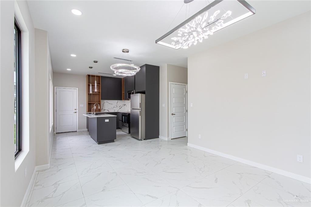 Photo 4 of 4216 Hummingbird Avenue #73