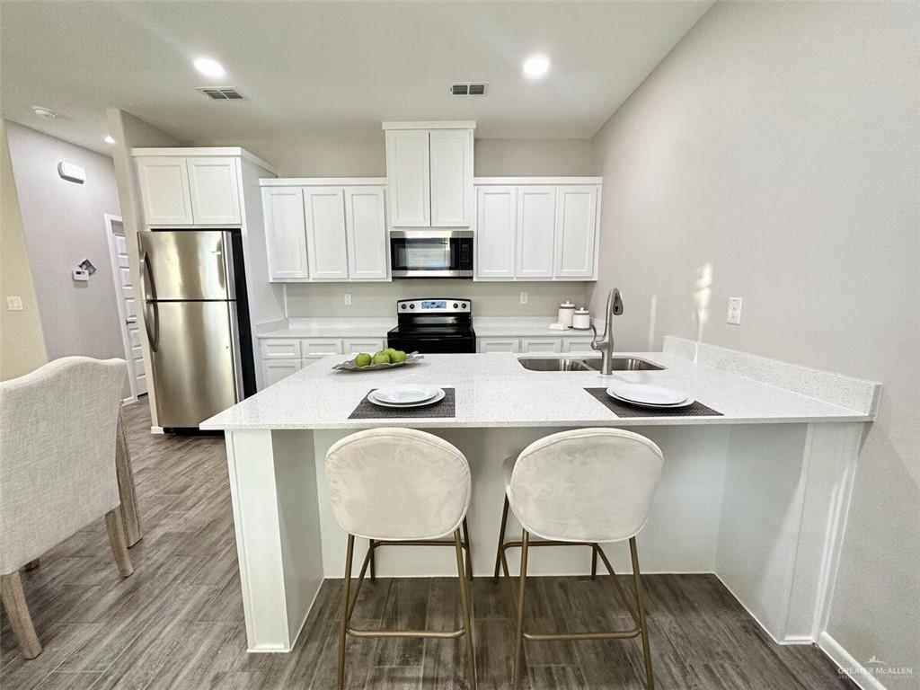 Photo 3 of 1605 Molino Drive #4