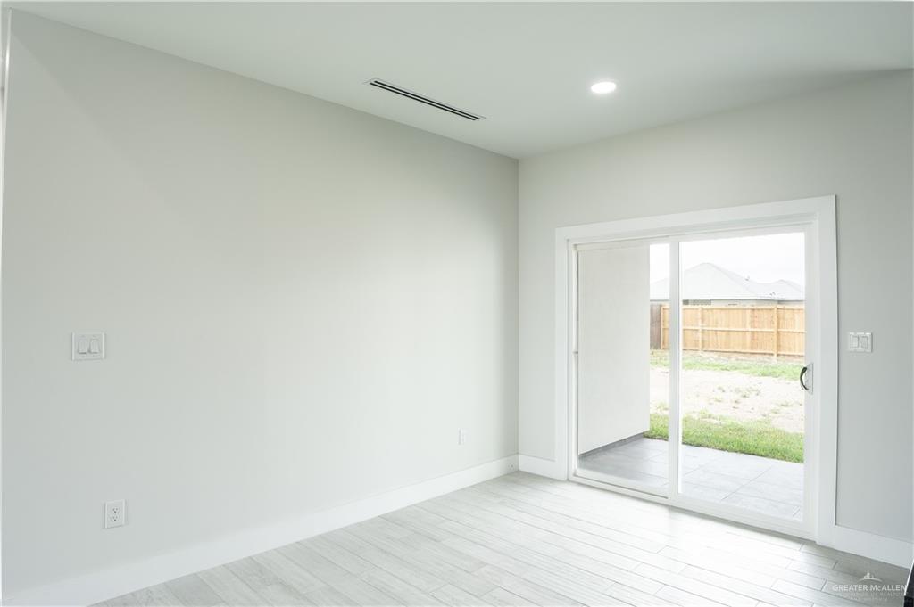 Photo 13 of 206 Hope Drive