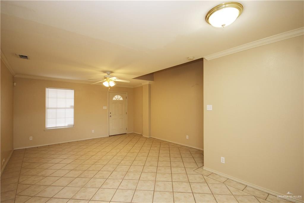 Photo 3 of 2603 Nassau Street
